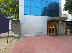 OYO 10153 Hotel Paradise Convention