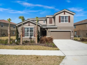 Lake View at Solterra Resort 7 Bedrooms, Sleeps 18 7 Villa