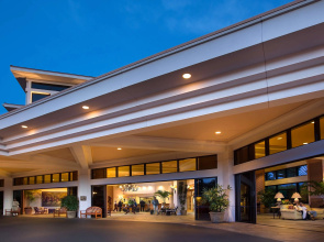 Maui Coast Hotel