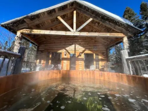 Chalet Husky 6