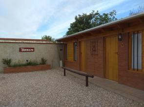 Hostal Quedate