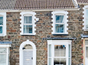 Swansea Town House - 5 min to City Ctre