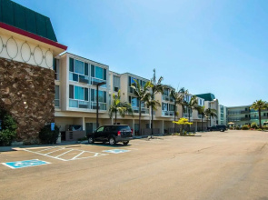 Motel 6 Oceanside, CA Marina / Camp Pendleton