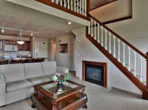 Unit 302 2 BD/ 2 BA Condo