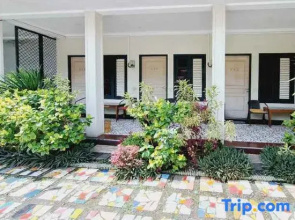 Roemah Tanjung Heritage Home