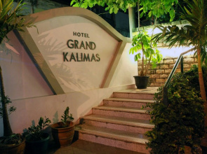 Grand Kalimas Hotel Syariah by Zen Rooms