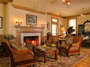 The Lafayette Inn