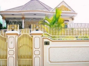 Queen Na Guest House