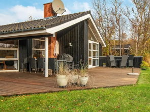 6 Person Holiday Home in Ebeltoft