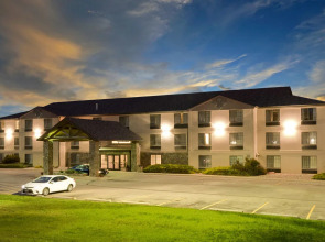Summerset Hotel & Suites