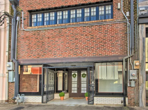 Updated Apartment in Historic Dtwn Marshall!