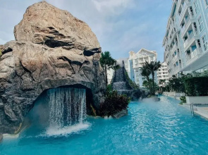 Luxury 1 Bedroom condo CloseToBeach G411