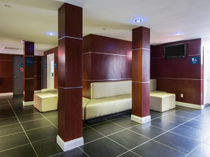 Wyndham Garden Long Island City Manhattan View Hotel