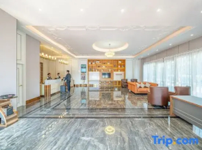 Vienna International Hotel (Xuzhou High-speed Railway Station Convention Center)