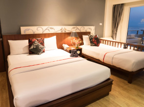 Grand Jomtien Palace Hotel