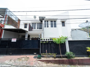 KoolKost Female Syariah near SMAK Kolese Santo Yusup
