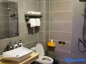 Yucheng Lido Hotel