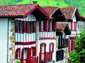 VVF Pays Basque Sare La Rhune, Sare