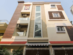 OYO Home 79880 Dk Homes