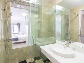 Tan An Palace Hotel & Serviced Apartment