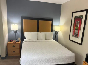 MainStay Suites Washington Dulles Airport