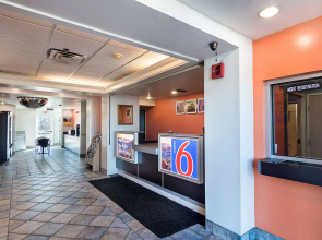 Motel 6 Terrell, TX