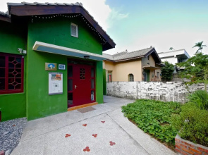 A Touch of Zen ─ A Restored Japanese Colonial Era Guest House