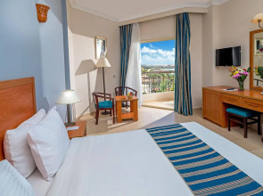 Le Jardin Aqua Park Resort