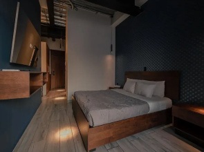 The Skyline Loft Modern Comfort With Stunning City Views