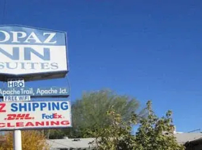 Topaz Inn & Suites