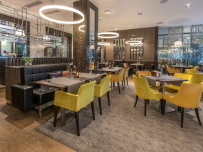 Отель «Конгресс»