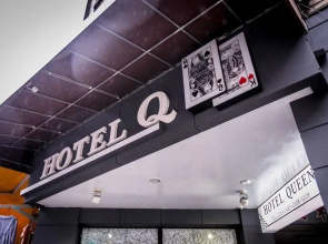 Hotel Queen