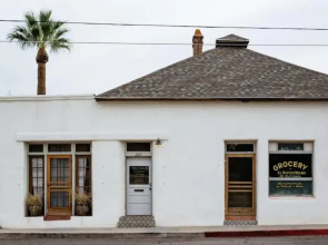 Historic Adobe 3br Home in Downtown El Presidio