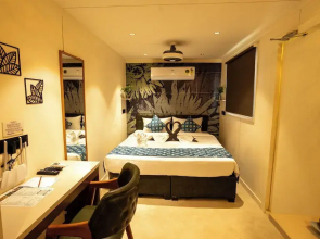 Click Hotel