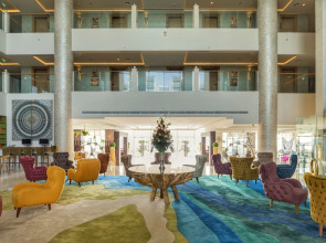 Royal Central Hotel & Resort — the Palm