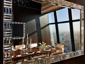 Отель Fairmont Baku at the Flame Towers