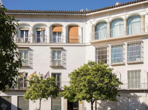 Betis Deluxe Riverside by Valcambre