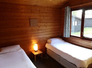 Magpie 3 HuntersMoon-Longleat-Warminster-Bath