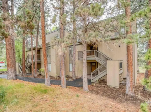 Ski House 144