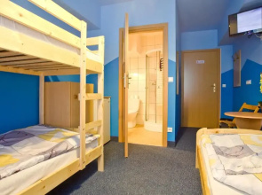 Moon Hostel Kraków