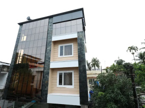 OYO 6728 Almas Residency