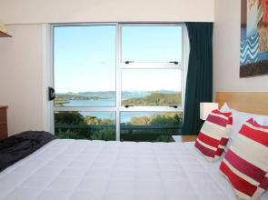 Cook's Lookout Motel