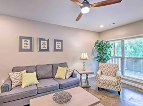 Dtwn Bull Shoals Condo: 1 Mi to Lake Access!