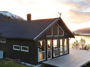 Holiday Home in Gullesfjord