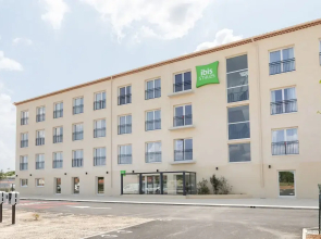 Ibis Styles Miramas - Provence