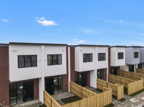 Cozy Brand New Townhouse 35