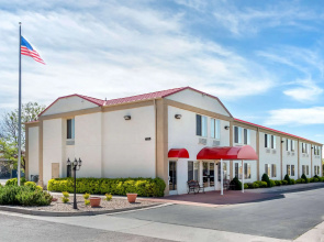 Econo Lodge Colorado Springs near Airport