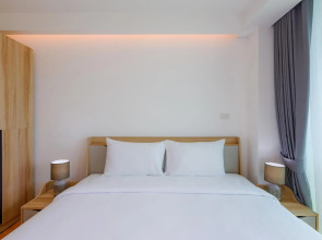 Rocco Hua Hin Beach Seaview