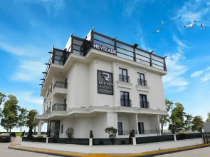 Ref Inn Hotel
