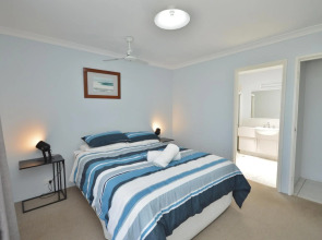 Waterfront Apartment 2 - Kalbarri WA